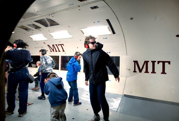 Cambridge Science Festival at the MIT Museum. Photo by George Imirzian