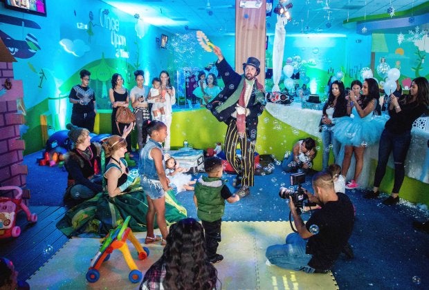 Photo courtesy of Giggles 'n' Hugs