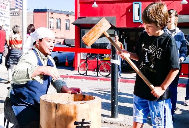 Traditional mochi pounding is part of the 2023 Oshogatsu Family Festival. Photo courtesy of Japanese City, Facebook