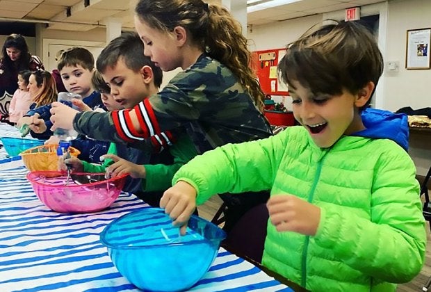 Hamptons Art Camp offers a "slimy" seminar at the Children's Museum of the East End. Photo courtesy of CMEE
