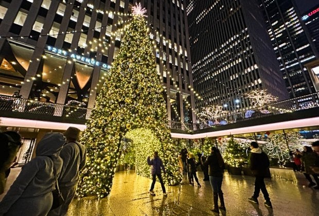 The tunnel through the Christmas tree at 1221 Avenue of the Americas is a delightful surprise! Photo by Jody Mercier