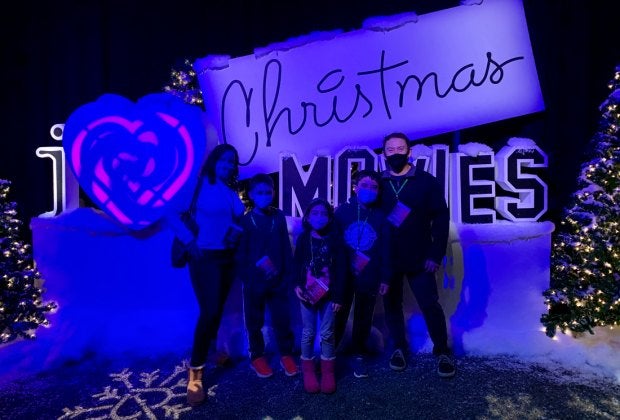 I Love Christmas Movies brings visitors on an immersive tour through scenes from five Christmas movies. 