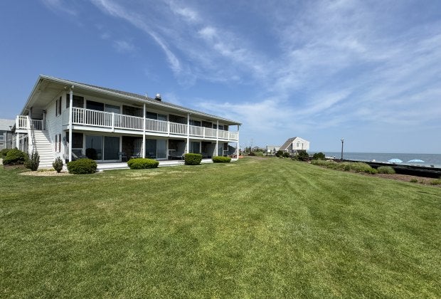 Red Jacket Beach Resort is the perfect Cape Cod escape. 