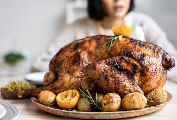 Many organizations throughout Los Angeles are offering free turkey giveaways this holiday season. Photo by Monstera courtesy of Canva
