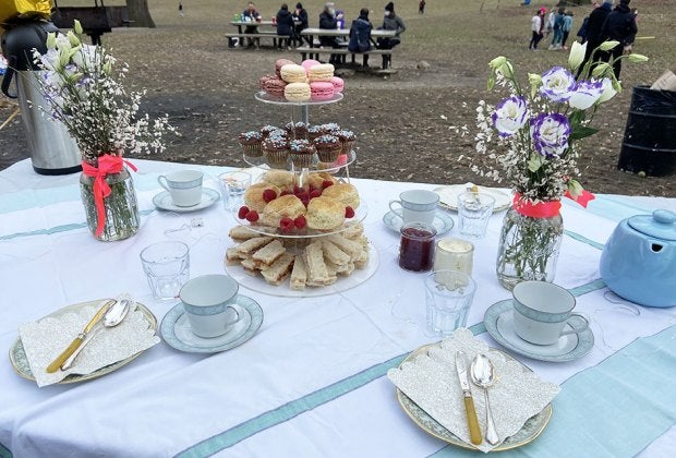 There's no need to go to The Plaza for tea, when you can use a pretty park as a picture-perfect backdrop for a treat-filled DIY birthday party.