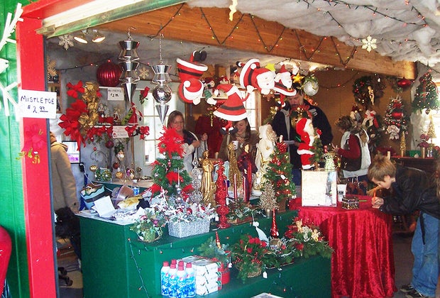 Christmas Tree Farms Near Atlanta: Sugarland Tree Farm