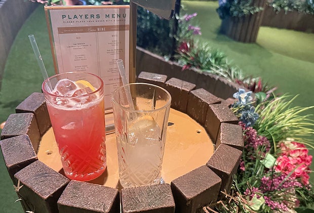 Swingers NoMad: Drinks waiting by a hole marker