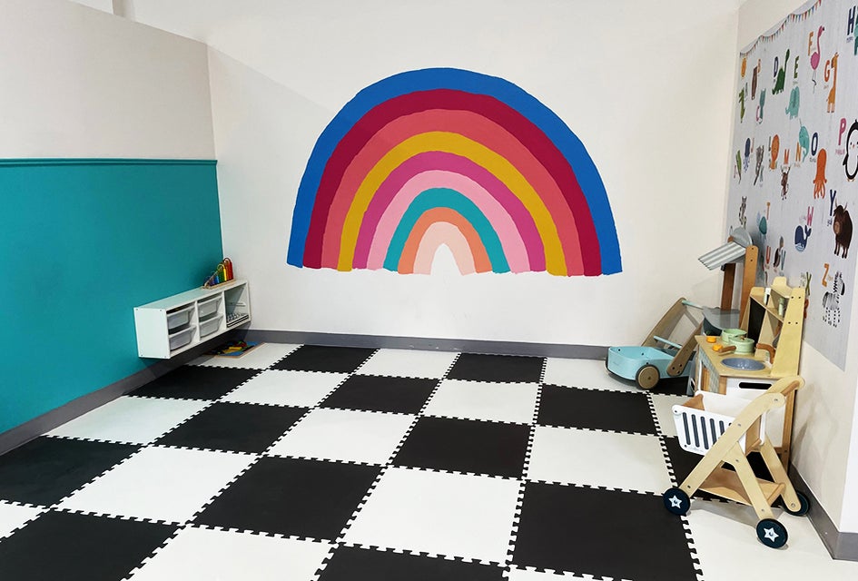  Whip up dinner or dessert in the kitchen at The Kiddie Clubhouse. 