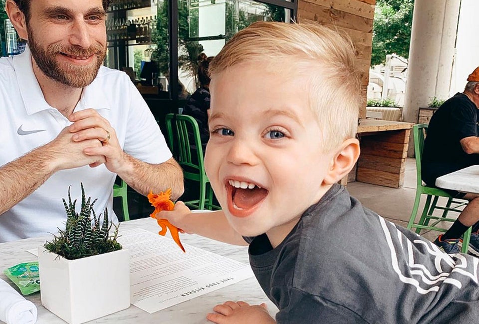Best Kid-Friendly Restaurants with Outdoor Seating in DC, Maryland, and Northern Virginia Have fun on the patio at True Food Kitchen. Photo by @classicchickenspicymomma