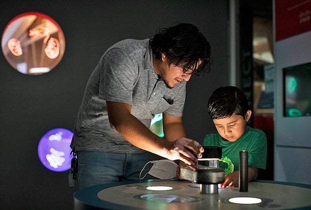 Visiting the New York Hall of Science with Kids: Small Discoveries