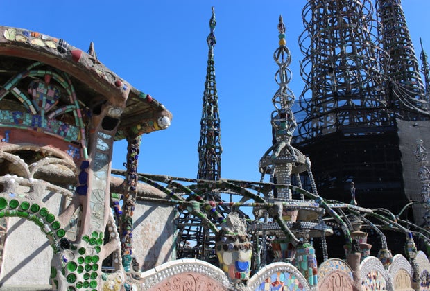 Hidden gems in Los Angeles for kids: Watts Towers