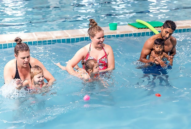 Best baby swim classes Westchester SafeSplash Swim School
