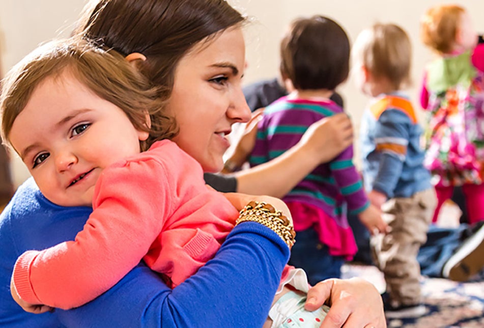 Best Baby Classes in Chicago: Mommy & Me, Baby Yoga, and More Wiggleworms! Photo by Dan Kasberger for the Old Town School of Folk Music