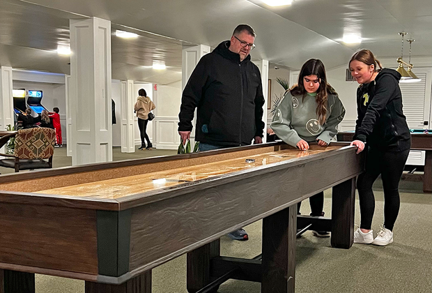 Windham Mountain with kids: Wylder Windham game room