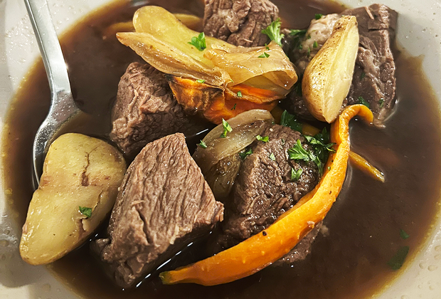 Windham Mountain with kids: Babblers Restaurant's beef stew