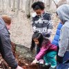 Kids explore the great outdoors Hudson Highlands Nature Center. Photo courtesy of the center