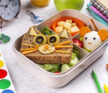 What kid wouldn't want to eat a lunch this adorable? 