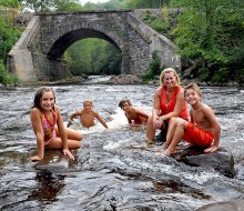 The Pocono Mountains are a family-friendly destination with awesome activities for all ages. Photo of the Lehigh River by Mommy Poppins 