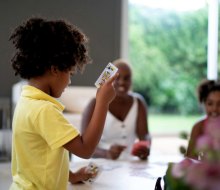 Playing dinner table games can really help the family bond at mealtime. 