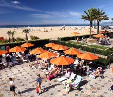 You don't have to go far to use the pool and beach in the same day. Photo by Bart Bartholomew, courtesy of the City of Santa Monica.