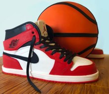 Basketball cake! Photo courtesy of Charm City Cakes