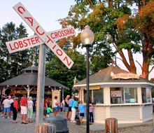 There's room to roam a bit at Lenny & Joe's Fish Tale and other CT restaurants where kids can play. Photo by Slack12/CC BY 2.0
