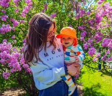 Spring Festivals and Fairs in Boston get families outside in the sunshine! Lilac  Sunday photo by Lauren Miller/Arnold Arboretum of Harvard University
