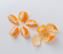 Oranges sections make a great portable and healthy snack. Photo by Karolina Grabowska via Pexels