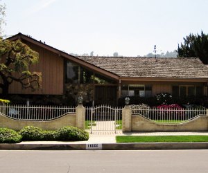 Do You Know These 10 LA Spots Made Famous in TV and Movies ? Here's the story.....of the Brady Bunch house!