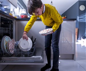 Chore Charts for Kids: Loading the dishwasher 