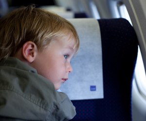 toddler flight international things bring taking mommypoppins