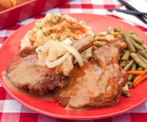 Black-Owned Restaurants, Shops, and Landmarks in LA: Dulan's Soul Food