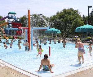 Swimming parties in Chicago: Paradise Bay Waterpark