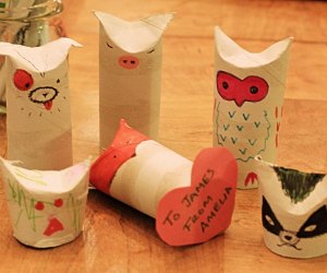 These cute little animals are made from upcycled toilet paper or paper towel rolls.