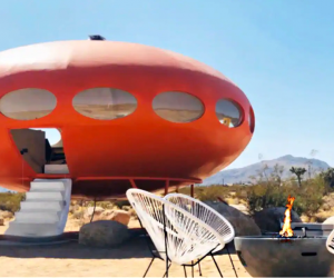 California Vacation Home Rentals for Families: Sleep in a spaceship!