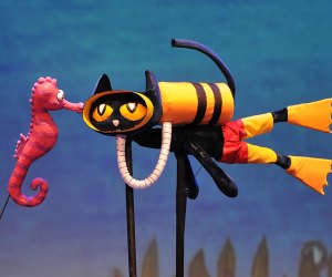 The Three Little Fishies - Children's Puppet Show 