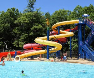 12 Cool Outdoor Water Parks Near DC for Kids and Families ...