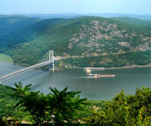 Enjoy the breathtaking views during a visit to Bear Mountain State Park with kids.