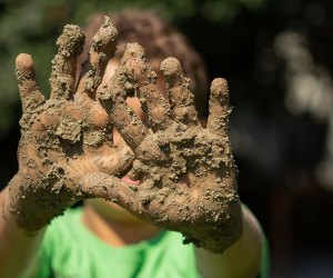 Revel in the dirty hands! Outdoor activities help kids sleep better and  jumpstarts their imaginations.