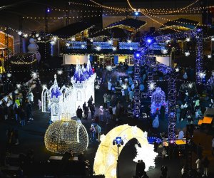 All is merry and bright in Boston this weekend! Winterfest photo by Paige Harding for the event.