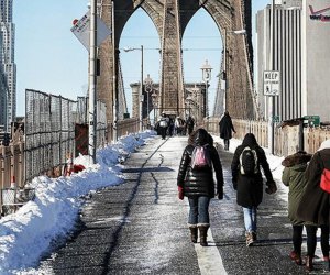 Play tourist with a not-too-crowded winter walk across the Brooklyn Bridge