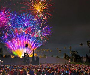 Fireworks! 50 Different 4th of July Displays in Los Angeles & Orange County Cinespia Fireworks at the Hollywood Forever Cemetery. Photo by Kelly Lee Barrett