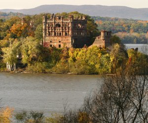 Bannerman Castle is a gorgeous destination for a Memorial Day Weekend Day Trip