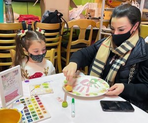 Kids get creative at drop-in arts and crafts center