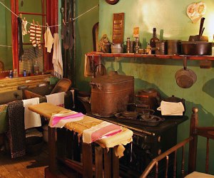 Things to do in NYC with visiting grandparents: The Tenement Museum