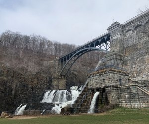 Croton Gorge Waterfall wide shot