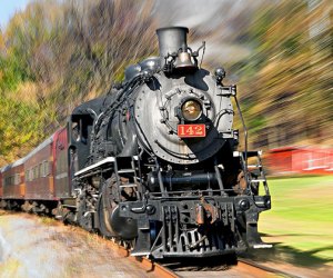 Fall day trips from New Jersey pumpkin train