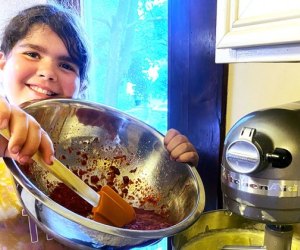 Easy Summer Desserts & Snack Recipesfor  Kids: Easy Edible Dirt Recipe