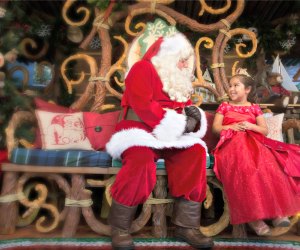 Pictures with Santa the Los Angeles Way: Disneyland Santa