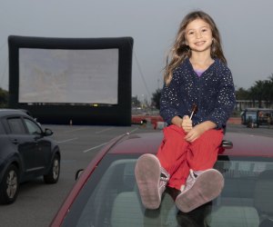 Drive In Movie Theaters Around La Family Movie Night In The Car Mommypoppins Things To Do In Los Angeles With Kids
